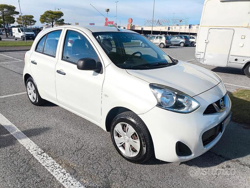 Bianco Usata 2014 Nissan Micra Due volumi | 5000 € (Buon prezzo) - Immagine 1/4