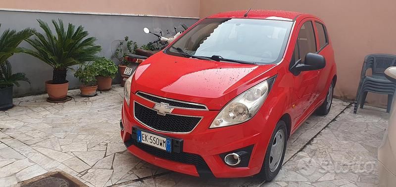 Usata 2011 Chevrolet Spark Due volumi | 2700 € (Buon prezzo) - Immagine 1/4