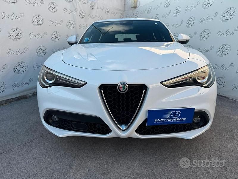 Usata Alfa Romeo Stelvio Super 190 CV (139 kW) 2022 Bianco SUV