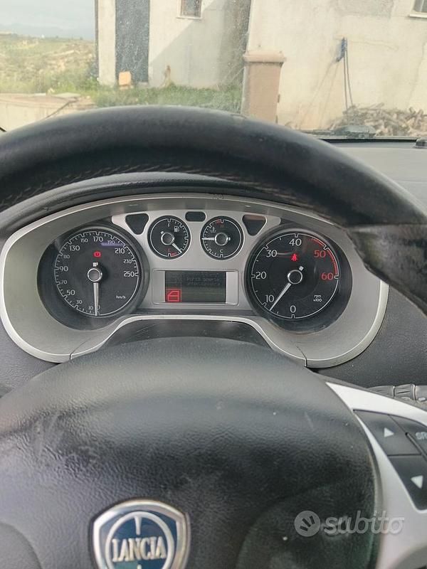 Usata Lancia Delta 2008 Utilitaria