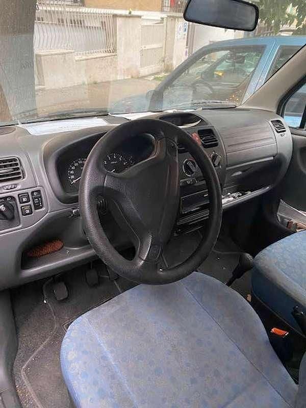 Usata Suzuki Wagon R+ GL 76 CV (55 kW) 2002 Argento Monovolume