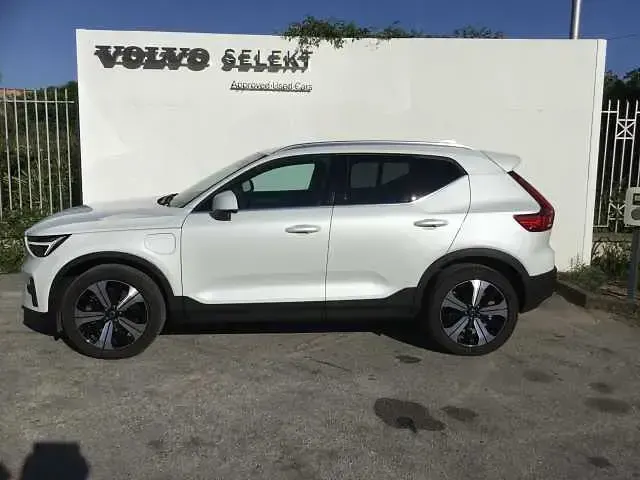 Usata Volvo XC40 155 CV (114 kW) 2023 Bianco SUV