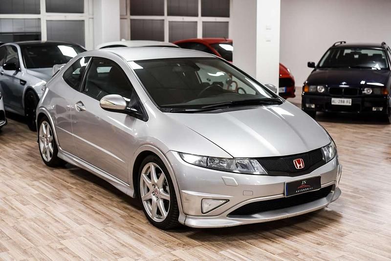 Other Usata 2008 Honda Civic Type R Tre volumi | 15.999 € (Molto cara) - Immagine 1/4