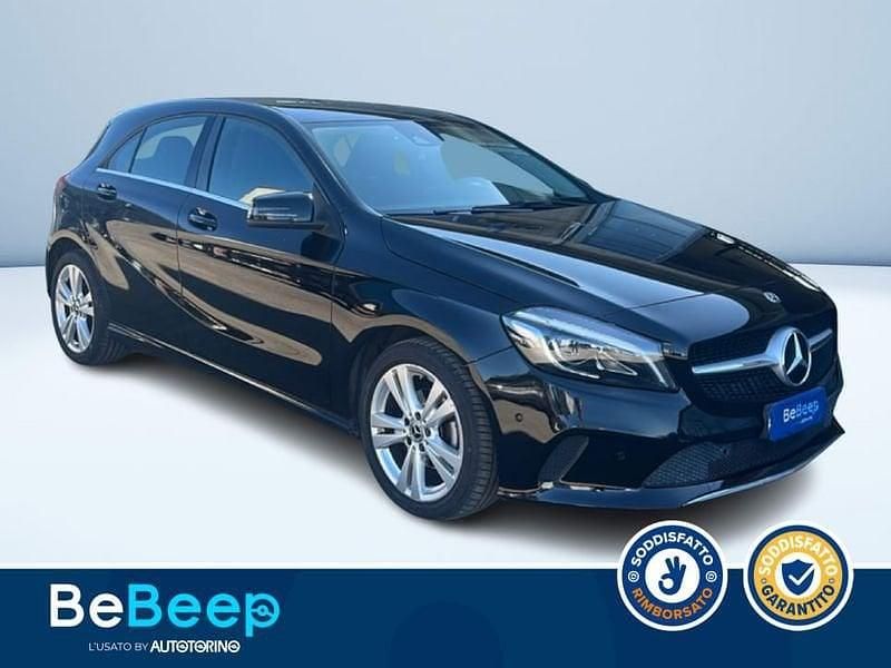 Usata Mercedes A180 109 CV (80 kW) 2018 Nero metallizzato Berlina