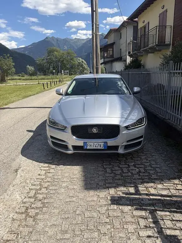 Usata Jaguar XE Portfolio 179 CV (131 kW) 2017 Berlina