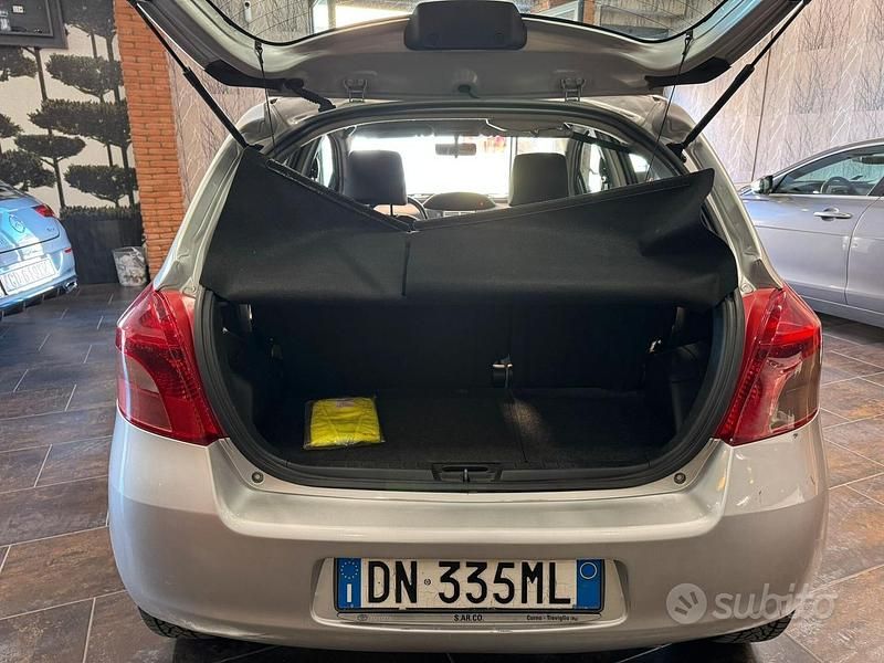 Brugt Toyota Yaris Sol 87 HK (63 kW) 2008 Grå Hatchback