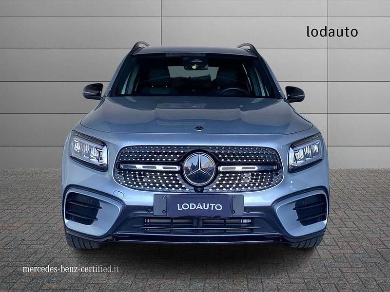 Usata Mercedes GLB200 AMG line 150 CV (110 kW) 2024 Argento SUV