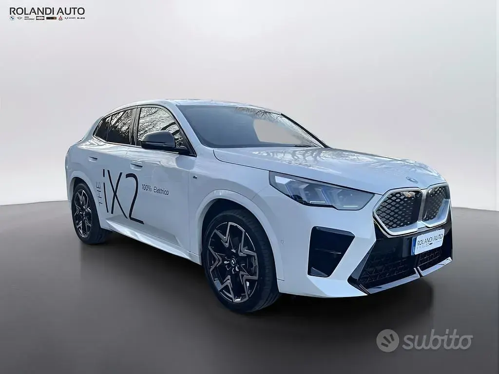 Usata BMW iX2 M Sport 225 kW (306 CV) 2024 Marrone SUV