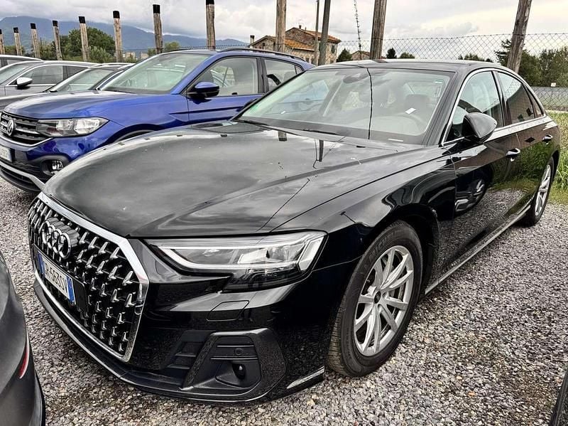Nero Usata 2023 Audi A8 Ambiente Tre volumi | 61.500 € (Super prezzo) - Immagine 1/4