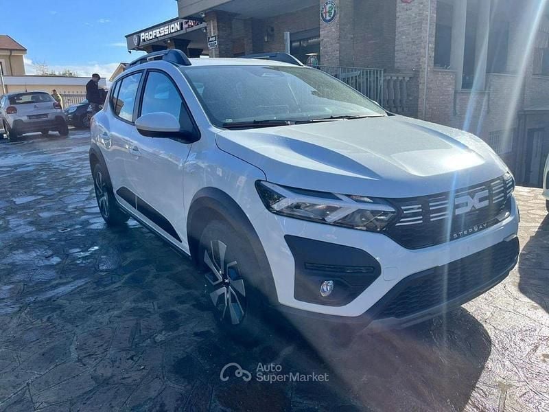 Nuova Dacia Sandero Expression 102 CV (75 kW) 2026 Bianco Berlina