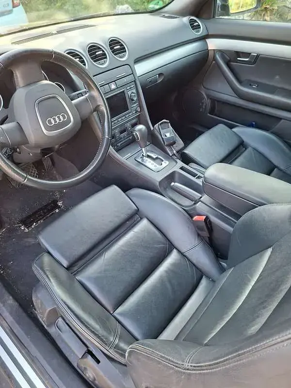 Usata Audi Cabriolet 174 CV (127 kW) 2006 Nero Cabrio