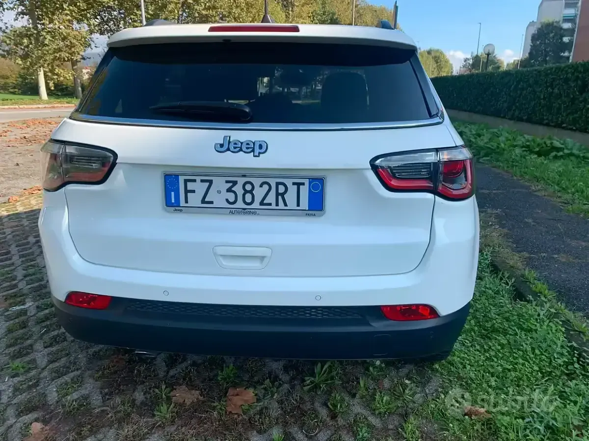 Usata Jeep Compass 120 CV (88 kW) 2019 Bianco SUV