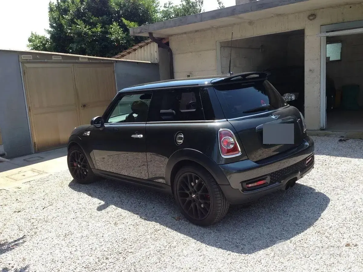 Usata Mini John Cooper Works 211 CV (155 kW) 2011 Grigio Utilitaria