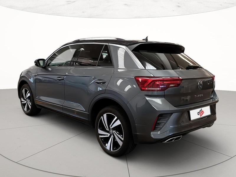 Usata VW T-Roc R-line 116 CV (85 kW) 2022 Indium grey metallizzato deep black perl SUV