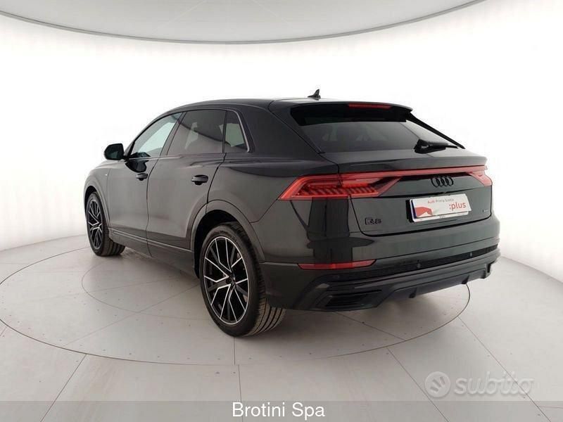 Usata Audi Q8 Sport 231 CV (169 kW) 2021 Nero SUV
