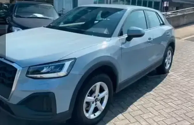 Usata Audi Q2 116 CV (85 kW) 2022 Grigio SUV