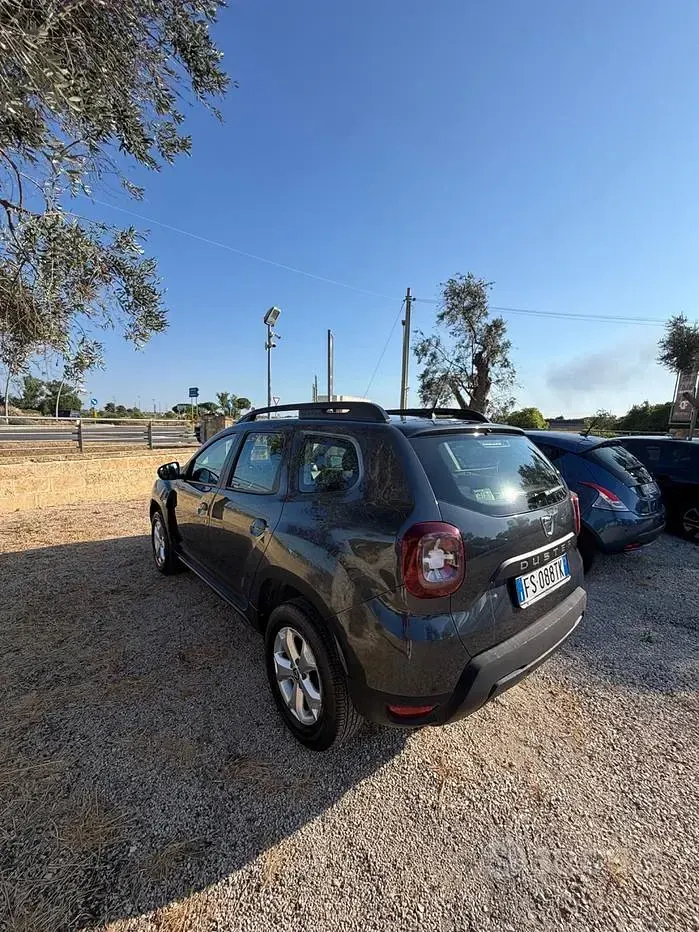 Usata Dacia Duster Comfort 114 CV (83 kW) 2019 Grigio SUV