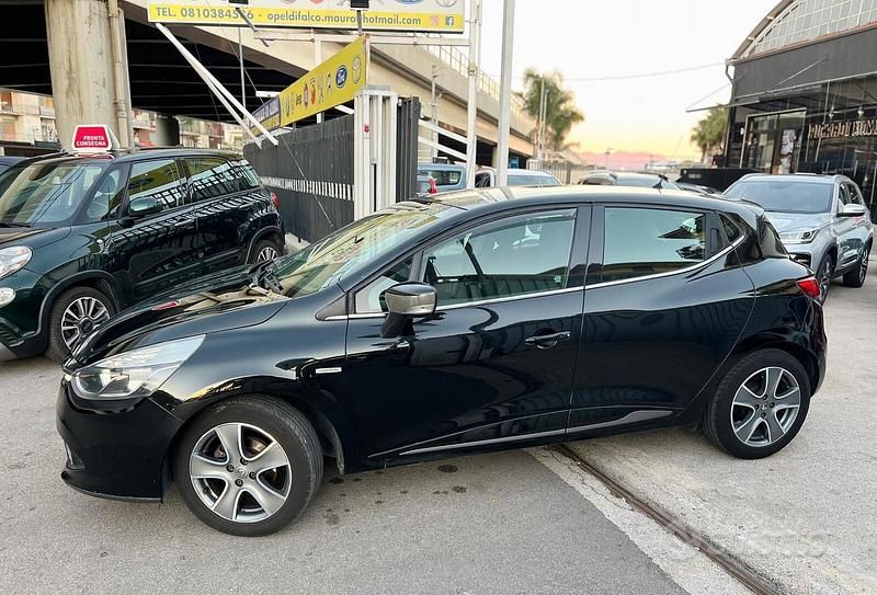 Usata Renault Clio IV 75 CV (55 kW) 2014 Nero Berlina
