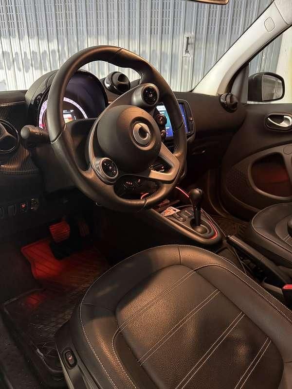 Usata Smart ForTwo Coupé 60 kW (82 CV) 2023 Utilitaria