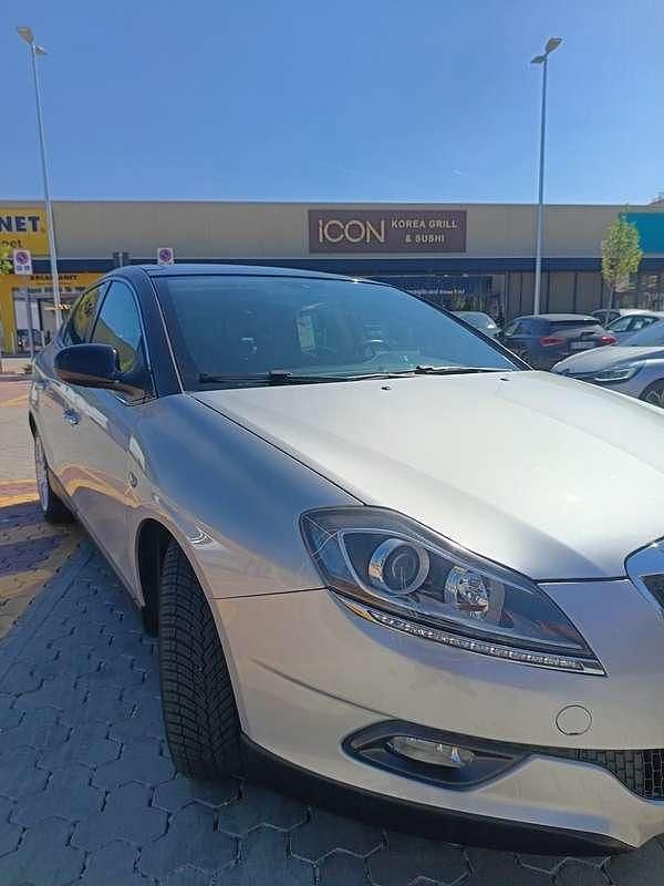 Usata Lancia Delta 150 CV (110 kW) 2009 Utilitaria