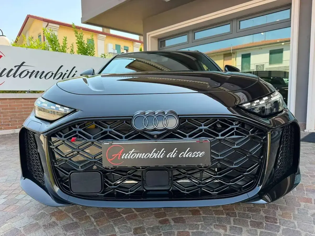 Nuova Audi RS5 Ambiente 639 CV (469 kW) 2026 Nero mythos metallizzato Station wagon