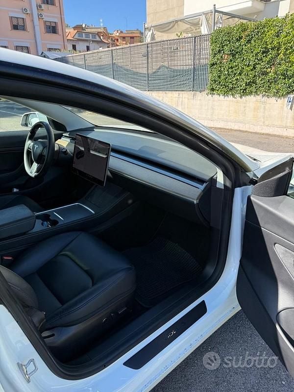 Usata Tesla Model 3 208 kW (283 CV) 2021 Bianco Berlina
