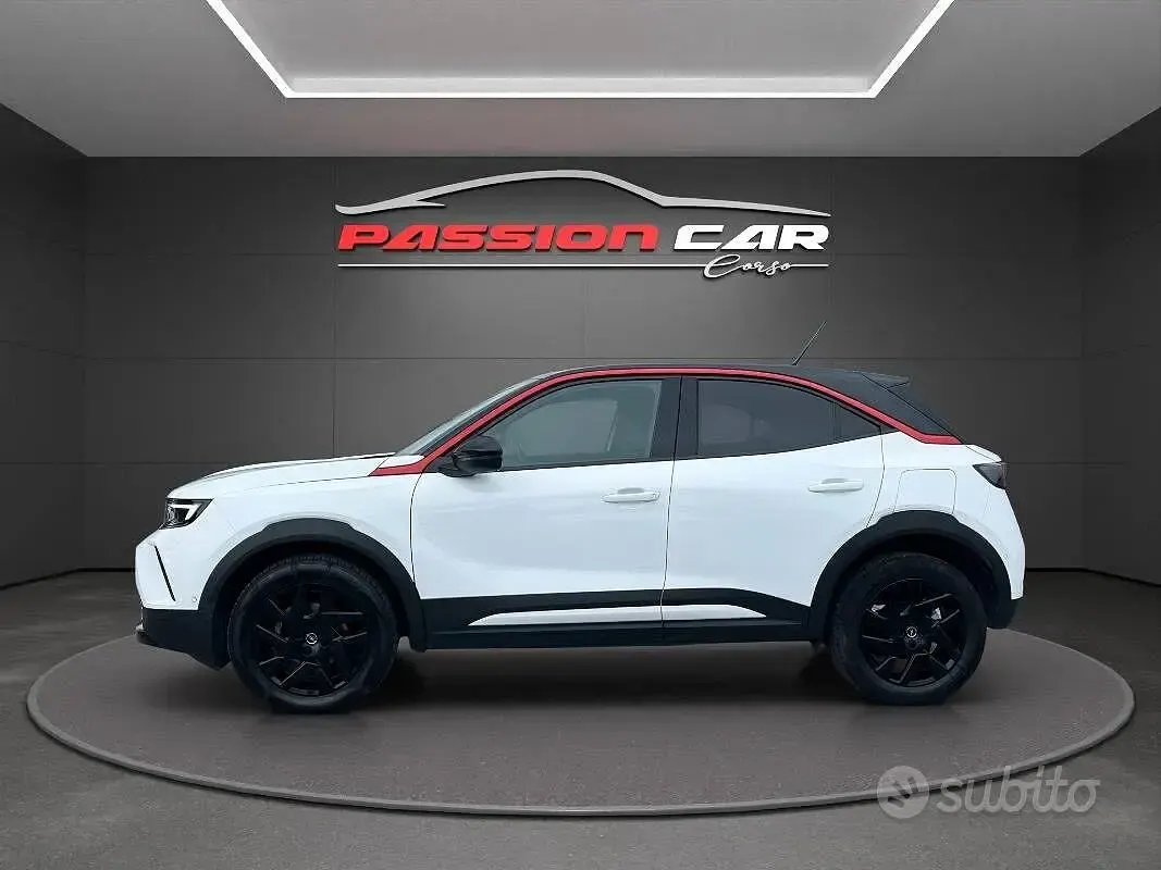 Usata Opel Mokka GS Line 101 CV (74 kW) 2022 Bianco SUV