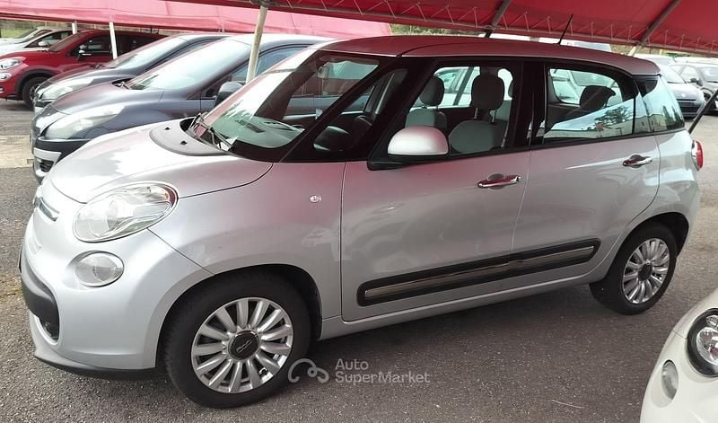 Argento Usata 2014 Fiat 500L Monovolume | 5999 € (Buon prezzo) - Immagine 1/4