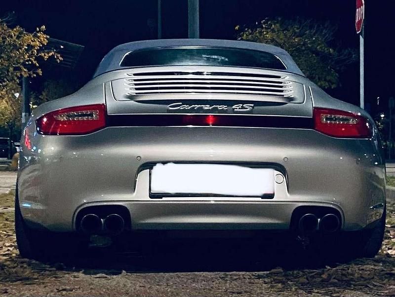 Usata Porsche 911 Carrera Cabriolet 385 CV (283 kW) 2009 Argento Cabrio