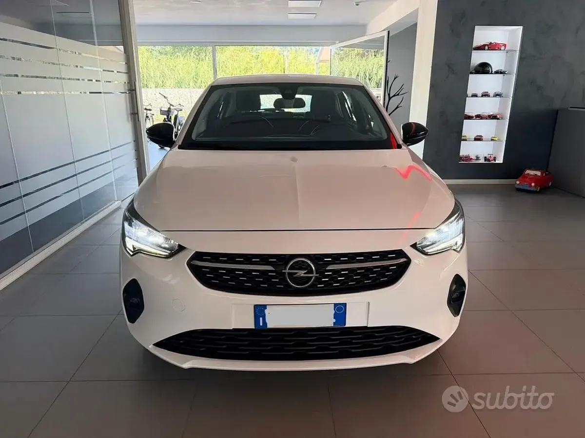 Usata Opel Corsa Elegance 75 CV (55 kW) 2021 Bianco Utilitaria