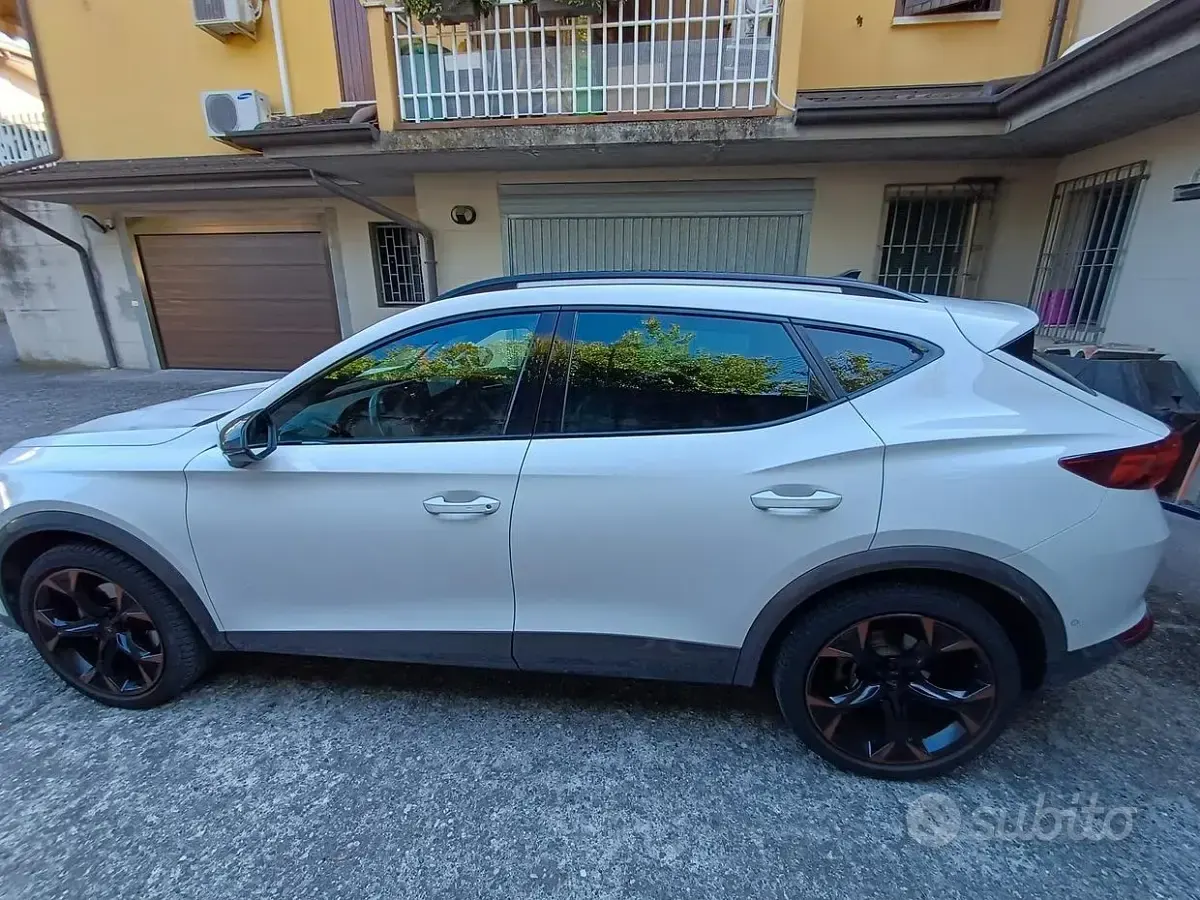 Usata Cupra Formentor 150 CV (110 kW) 2024 Bianco SUV