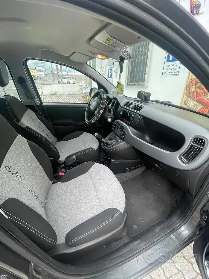 Usata Fiat Panda Lounge 69 CV (50 kW) 2018 Grigio Utilitaria