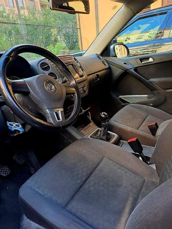 Begagnad VW Tiguan Trendline 122 HK (89 kW) 2015 Silver SUV