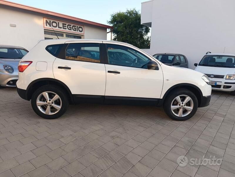 Usata Nissan Qashqai 110 CV (80 kW) 2013 Bianco SUV