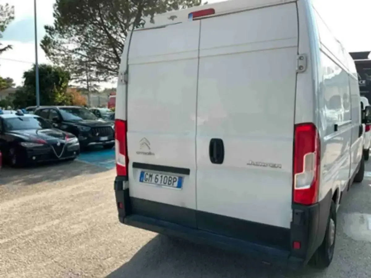 Usata Fiat Ducato 140 CV (102 kW) 2022 Bianco Furgone
