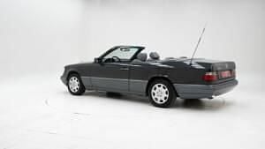 Usata Mercedes E220 150 CV (110 kW) 1994 Altri Cabrio