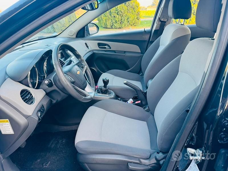 Usata Chevrolet Cruze 150 CV (110 kW) 2010 Nero Berlina
