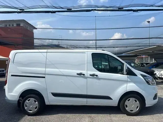 Usata Ford Transit Custom 131 CV (96 kW) 2021 Bianco Berlina