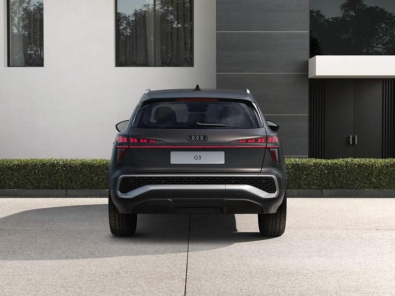 Nuova Audi Q3 S-Line 272 CV (200 kW) 2026 Marrone SUV