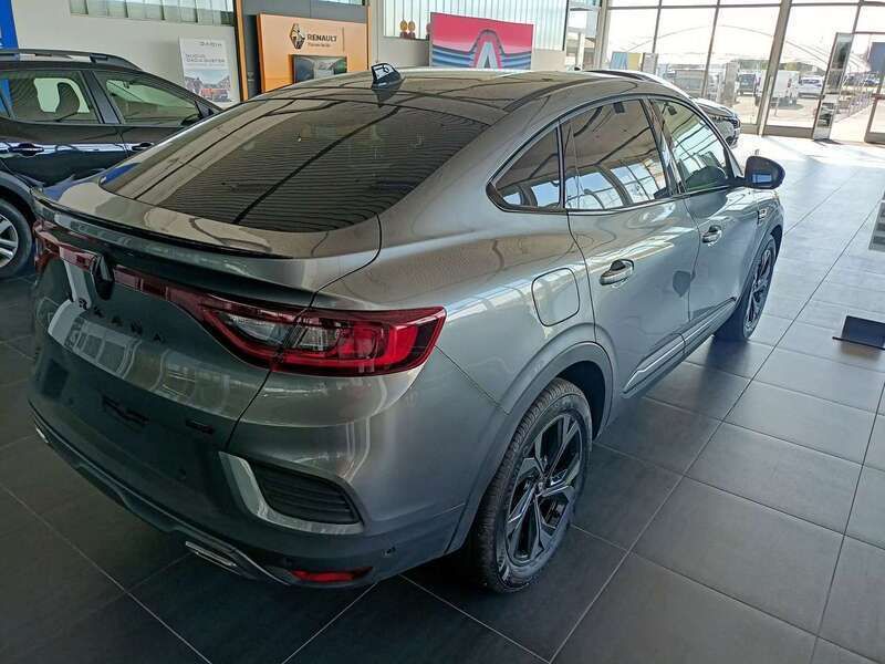 Usata Renault Arkana Engineered 145 CV (106 kW) 2024 Grigio grafite SUV