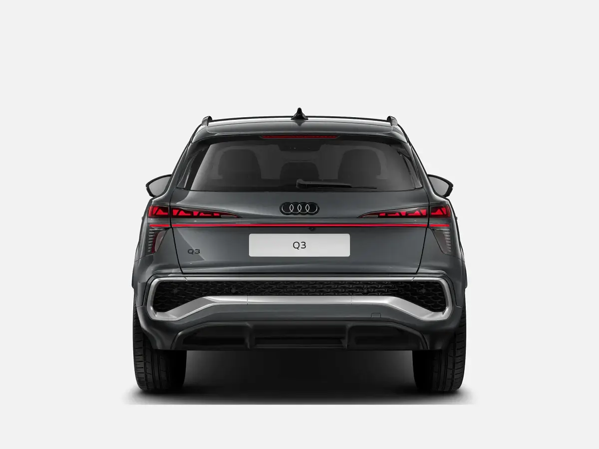 Nuova Audi Q3 Ambiente 272 CV (200 kW) 2026 Grigio daytona perla SUV
