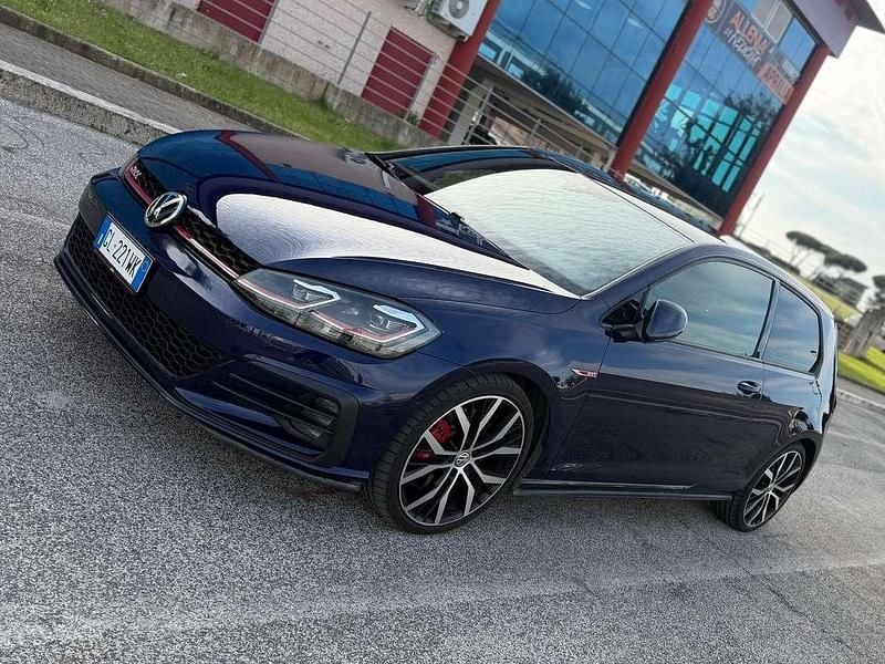Usata VW Golf GTI 245 CV (180 kW) 2019 Blu/azzurro Coupé