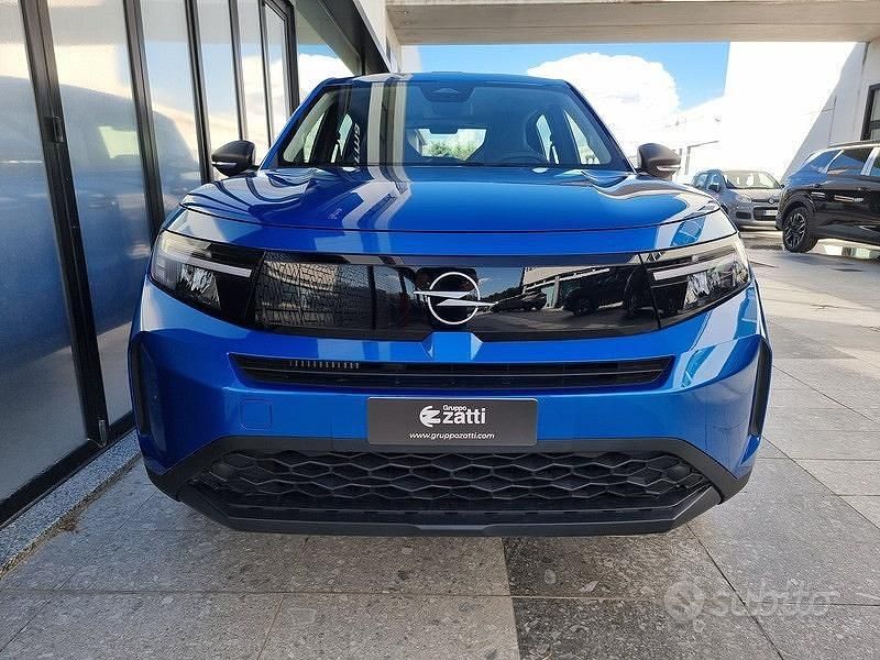 Nouvelle Opel Frontera 136 ch (100 kW) 2025 Marron SUV