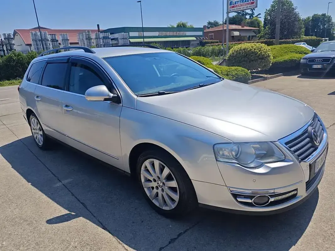 Usata VW Passat Comfortline 110 CV (80 kW) 2010 Station wagon