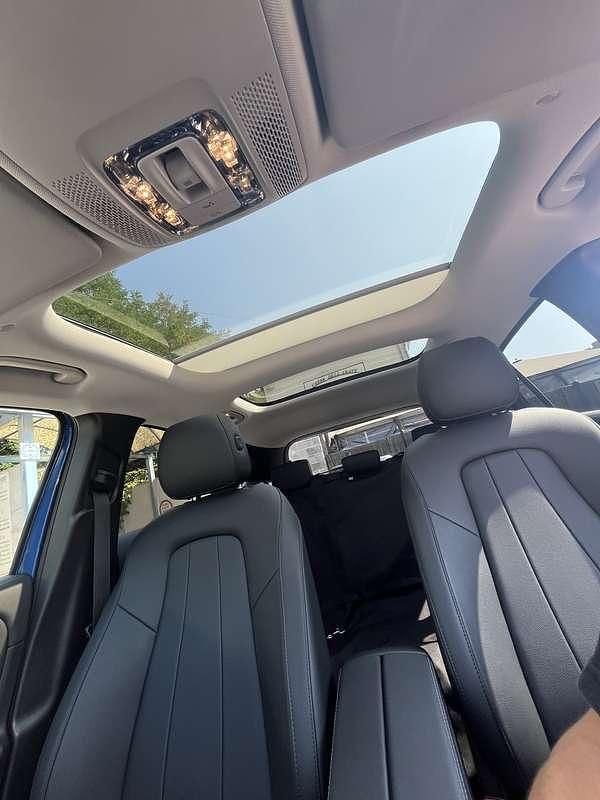 Usata Mercedes GLA250 Advanced 163 CV (119 kW) 2024 Blu/azzurro SUV