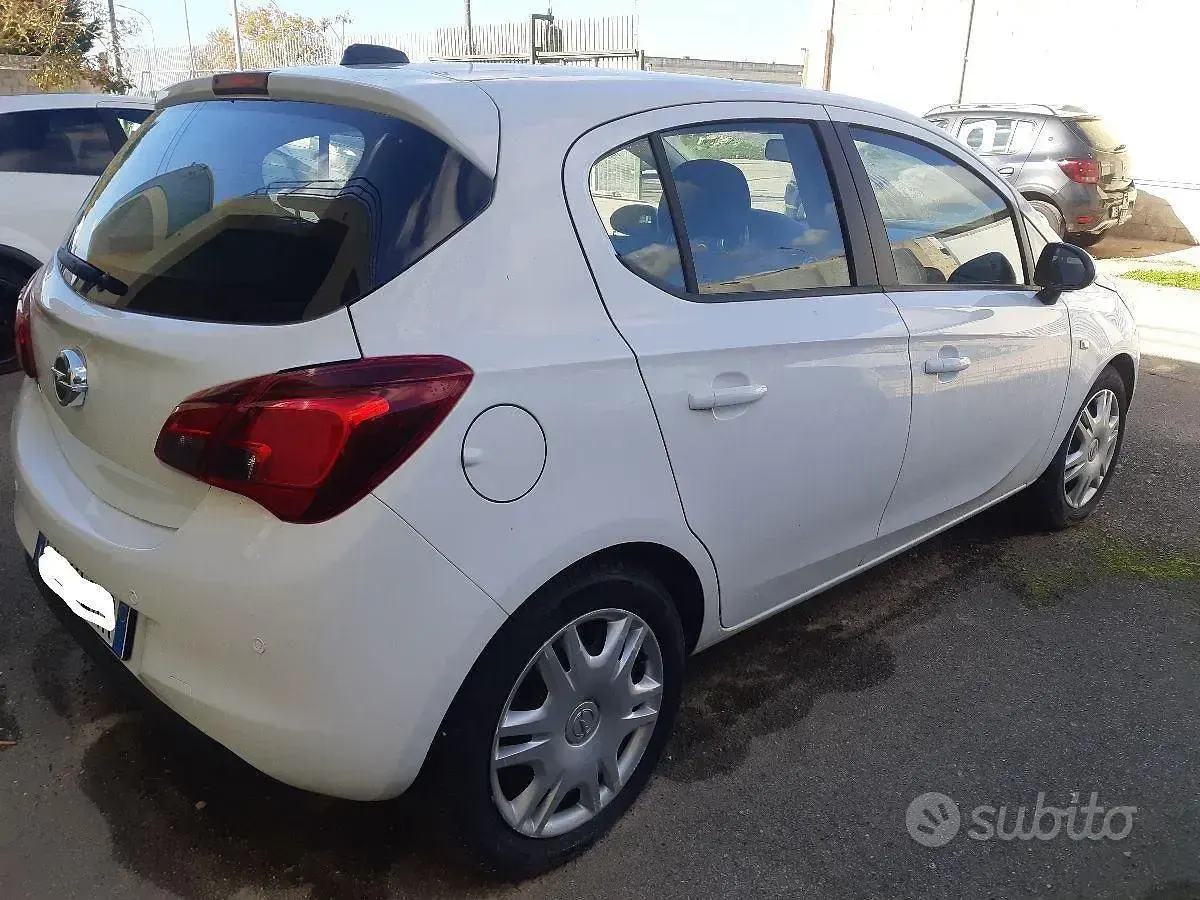 Usata Opel Corsa Cosmo 65 CV (47 kW) 2017 Bianco Utilitaria