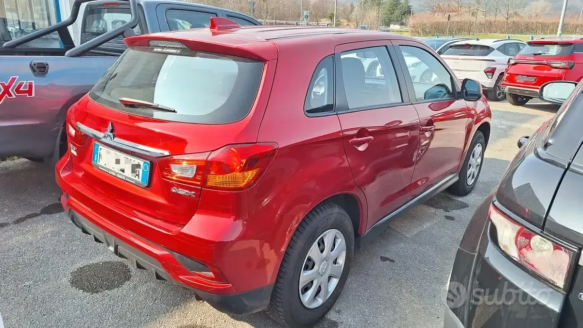 Usata Mitsubishi ASX 117 CV (86 kW) 2019 Rosso SUV