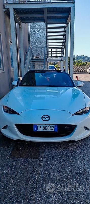 Begagnad Mazda MX5 160 HK (117 kW) 2015 Vit Cab
