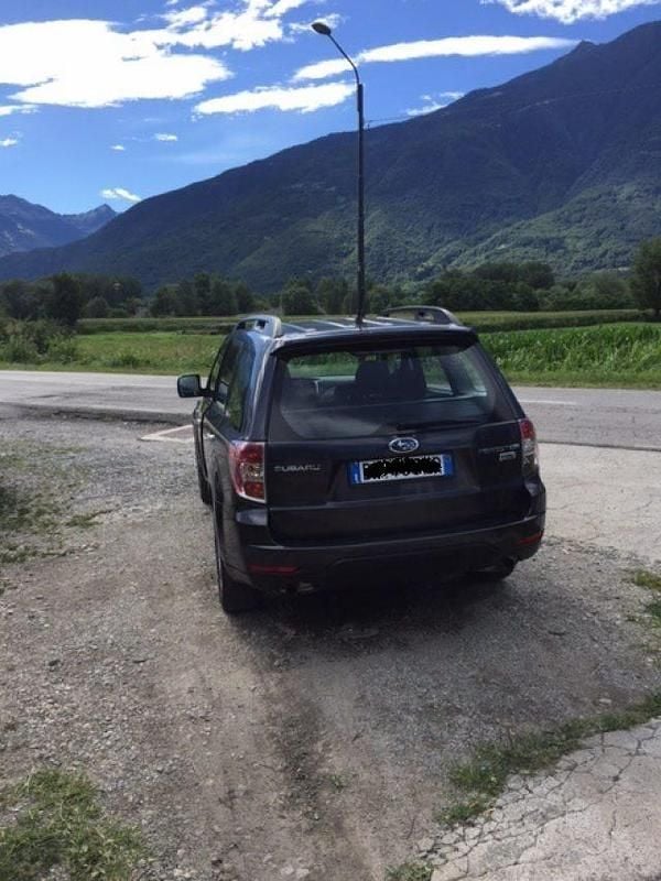 Usata Subaru Forester 241 CV (177 kW) 2009 Nero metallizzato SUV