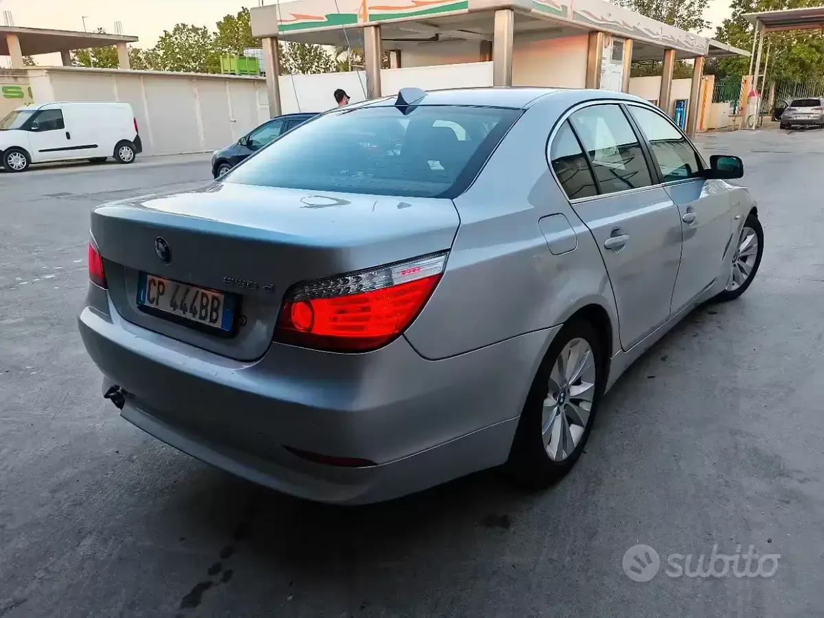 Usata BMW 530 218 CV (160 kW) 2004 Grigio Berlina